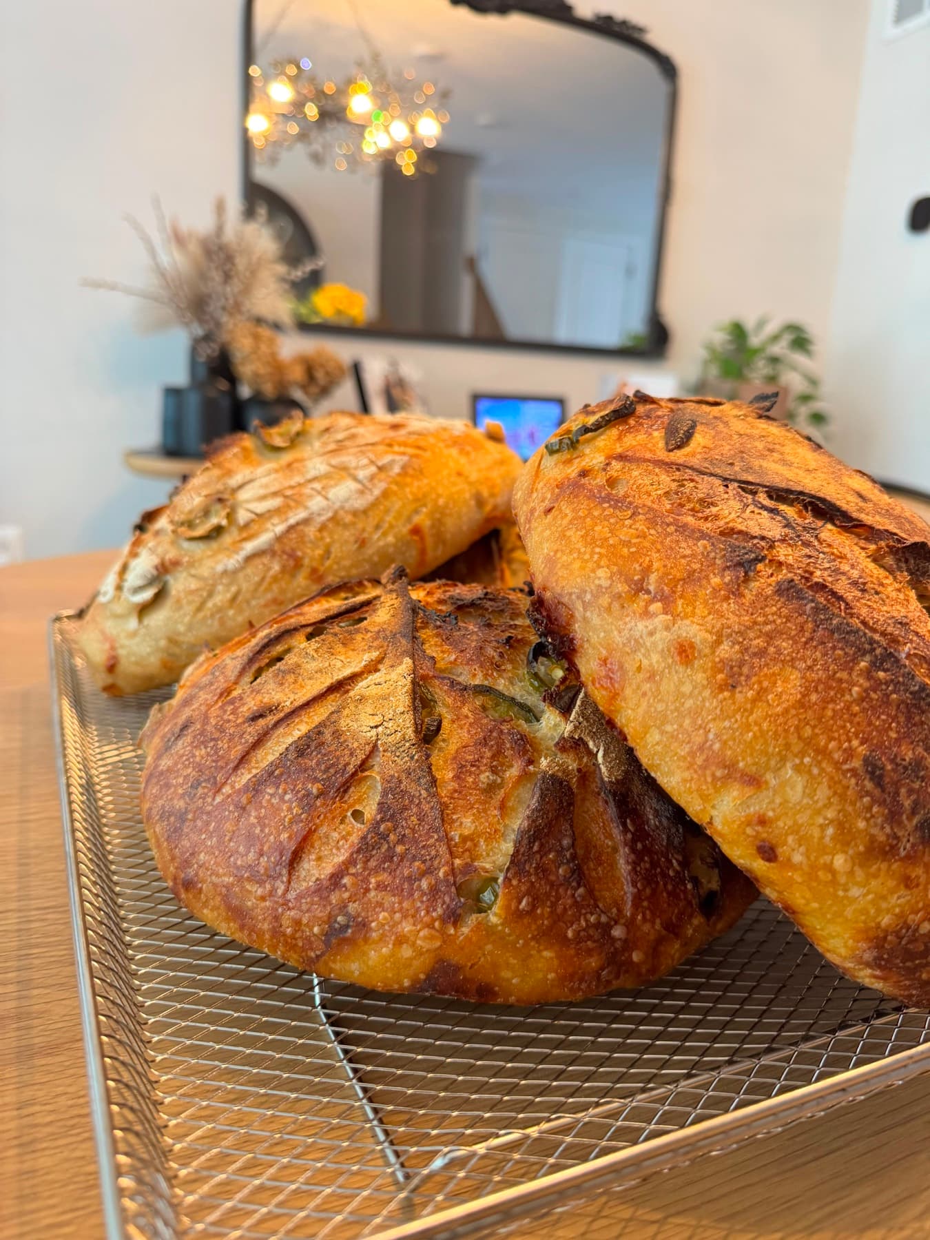 Spicy Cheddar, Jalapeño & Roasted Garlic Sourdough